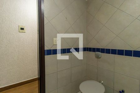 Banheiro Social de casa para alugar com 3 quartos, 200m² em Cidade Industrial de Curitiba, Curitiba