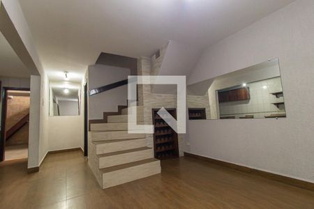 Sala de casa para alugar com 3 quartos, 200m² em Cidade Industrial de Curitiba, Curitiba