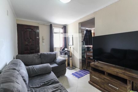 Sala de apartamento à venda com 3 quartos, 60m² em Conjunto Residencial José Bonifácio, São Paulo