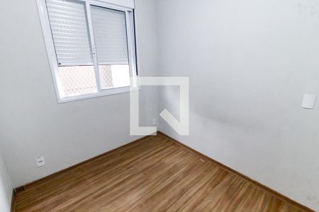 Quarto 1 de apartamento para alugar com 2 quartos, 42m² em Jardim Monte Alegre, Taboão da Serra