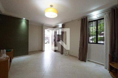 Casa de Condomínio à venda com 3 quartos, 90m² em Vila Brasilio Machado, São Paulo