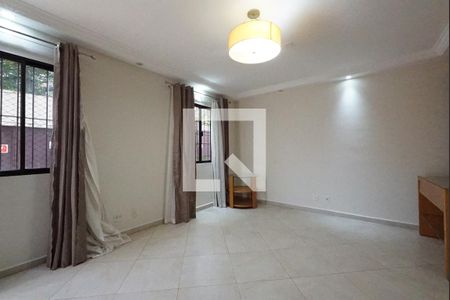 Casa de Condomínio à venda com 3 quartos, 90m² em Vila Brasilio Machado, São Paulo