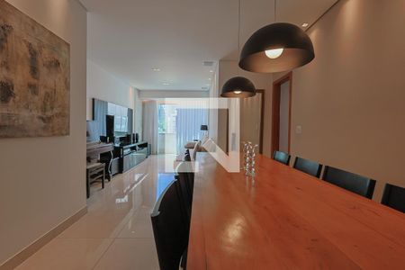 Sala de apartamento à venda com 3 quartos, 100m² em Coracao de Jesus, Belo Horizonte