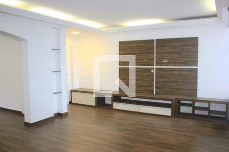 Sala de casa para alugar com 3 quartos, 322m² em Jardim Maia, Guarulhos