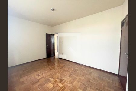 Sala de apartamento à venda com 2 quartos, 64m² em Carlos Prates, Belo Horizonte