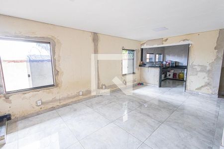 Sala de casa à venda com 3 quartos, 140m² em São João Batista, Belo Horizonte