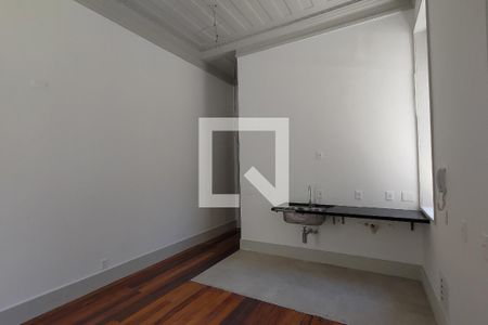 Sala de casa de condomínio à venda com 1 quarto, 71m² em Jardim Botânico, Rio de Janeiro