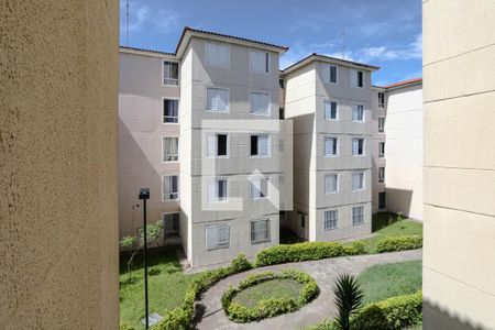 Vista - Sala de apartamento para alugar com 2 quartos, 46m² em Jundiapeba, Mogi das Cruzes