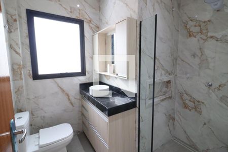 Banheiro da Suíte 1 de casa para alugar com 3 quartos, 150m² em Remédios, Osasco