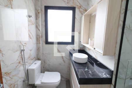 Banheiro da Suíte 1 de casa para alugar com 3 quartos, 150m² em Remédios, Osasco