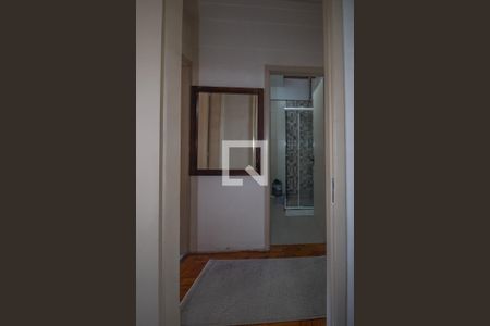 Corredor de casa à venda com 3 quartos, 200m² em Cristal, Porto Alegre