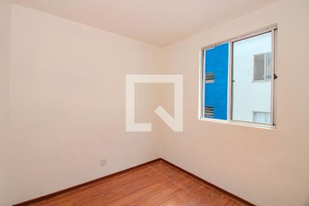 Quarto 1 de apartamento para alugar com 2 quartos, 38m² em Jardim Dona Leopoldina, Porto Alegre