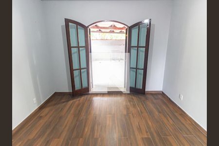 Quarto 2 de casa para alugar com 3 quartos, 110m² em Água Rasa, São Paulo