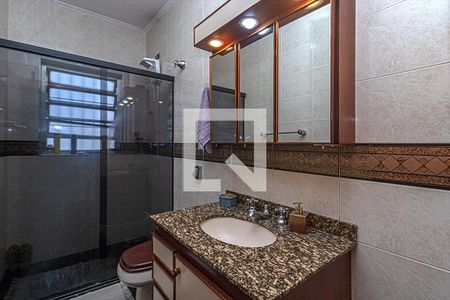 banheiro social_1 de casa à venda com 3 quartos, 140m² em Sacomã, São Paulo