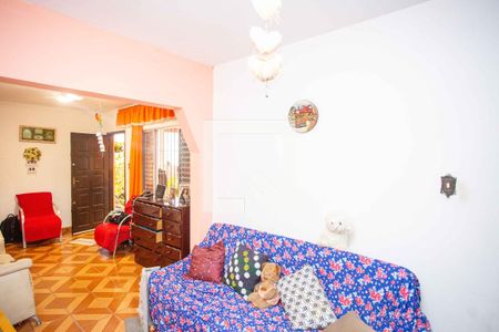 Sala de TV de casa à venda com 1 quarto, 100m² em Cidade Júlia, Diadema