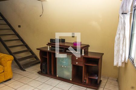 Sala 2 de casa para alugar com 6 quartos, 130m² em Jardim Sao Francisco, São Paulo