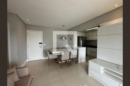 Sala de apartamento para alugar com 3 quartos, 96m² em Alphaville Empresarial, Barueri
