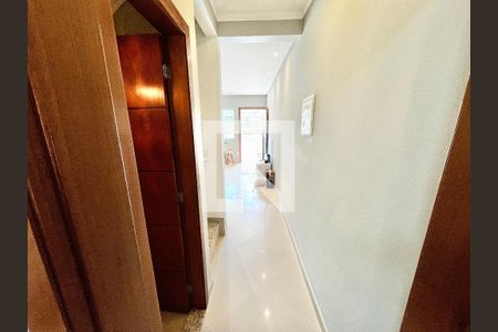 Corredor de casa à venda com 2 quartos, 91m² em Vila Santa Maria, São Paulo