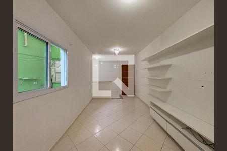 Sala de apartamento para alugar com 2 quartos, 70m² em Vila Assunção, Santo André
