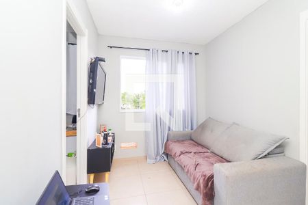 Sala de apartamento para alugar com 2 quartos, 36m² em Guaianases, São Paulo