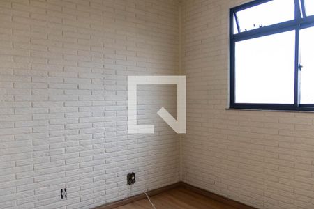 Quarto 2 de apartamento para alugar com 3 quartos, 70m² em Padre Eustáquio, Belo Horizonte