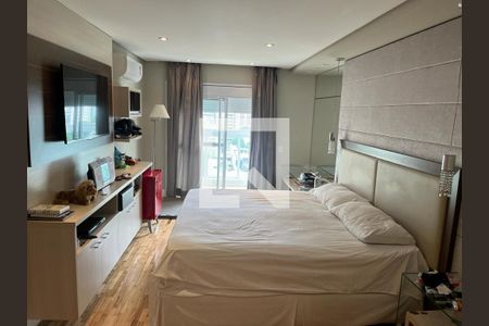 Apartamento à venda com 3 quartos, 210m² em Vila Olímpia, São Paulo