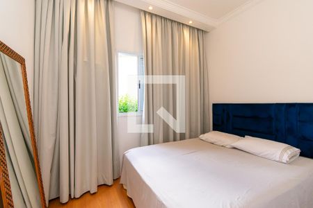 Quarto 1 de apartamento à venda com 2 quartos, 49m² em Vila Alóis, São Paulo