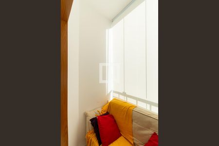 Varanda da Sala de apartamento à venda com 2 quartos, 49m² em Vila Alóis, São Paulo