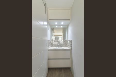 Banheiro de apartamento à venda com 1 quarto, 35m² em Brooklin, São Paulo