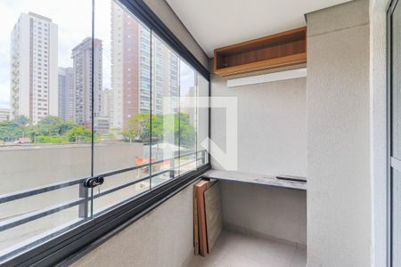 Varanda de kitnet/studio à venda com 1 quarto, 27m² em Jardim das Acacias, São Paulo