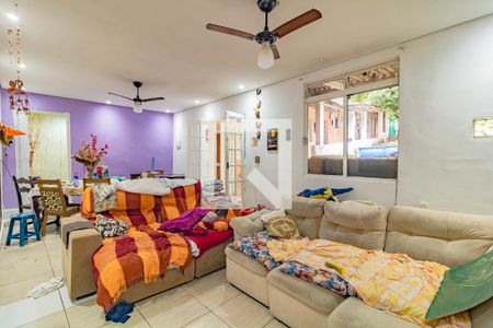 Casa à venda com 3 quartos, 180m² em Vila Fachini, São Paulo