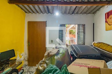 Casa à venda com 3 quartos, 180m² em Vila Fachini, São Paulo