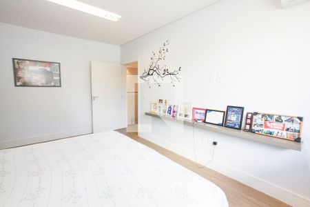 Suite 1 de casa de condomínio para alugar com 4 quartos, 313m² em Granja Marileusa, Uberlândia