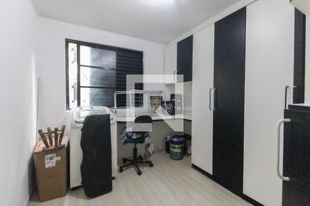 Quarto 2 de apartamento para alugar com 2 quartos, 42m² em Jardim Tua, São Paulo