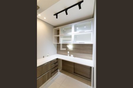 Escritório  de apartamento para alugar com 3 quartos, 140m² em Vila Gumercindo, São Paulo