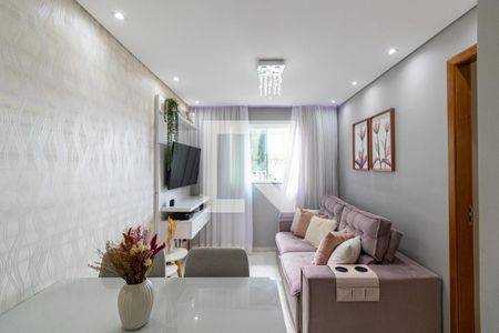 Sala de casa de condomínio à venda com 2 quartos, 43m² em Parada Xv de Novembro, São Paulo