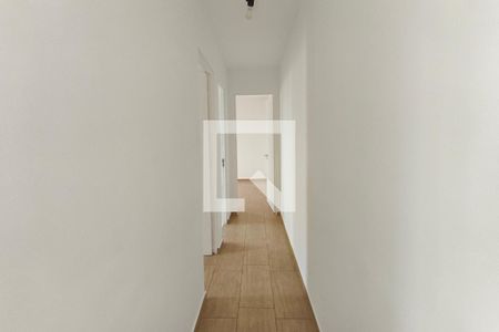 Corredor - Quartos de apartamento para alugar com 2 quartos, 52m² em Vila Satúrnia, Campinas