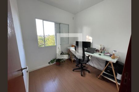 Quarto de casa de condomínio para alugar com 3 quartos, 160m² em Chácara Pavoeiro, Cotia