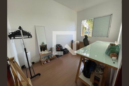 Quarto de casa de condomínio para alugar com 3 quartos, 160m² em Chácara Pavoeiro, Cotia