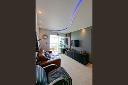 Sala de apartamento para alugar com 2 quartos, 79m² em Balneario Flórida, Praia Grande