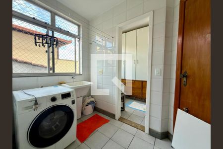 Apartamento à venda com 3 quartos, 110m² em Santa Cruz Industrial, Contagem