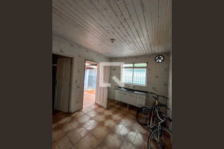 Cozinha 1 de casa à venda com 2 quartos, 120m² em Vila Liviero, São Paulo