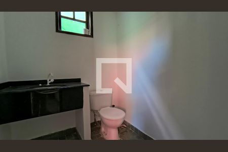 Lavabo de casa de condomínio à venda com 5 quartos, 200m² em Vargem Grande, Rio de Janeiro