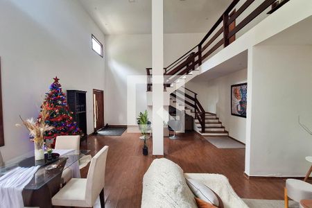 Sala de casa para alugar com 3 quartos, 220m² em Itaipu, Niterói