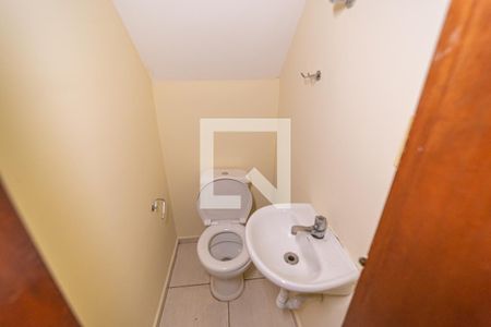 Lavabo de casa de condomínio para alugar com 2 quartos, 55m² em Vila Ré, São Paulo