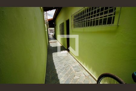 Quintal de casa para alugar com 2 quartos, 85m² em Guilhermina, Praia Grande