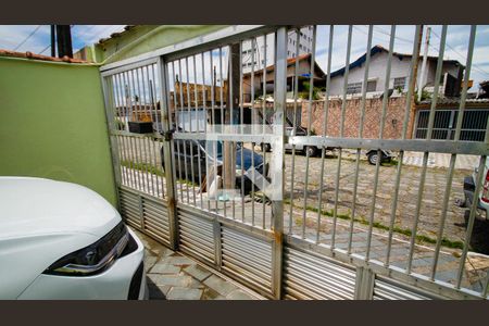 Garagem de casa para alugar com 2 quartos, 85m² em Guilhermina, Praia Grande