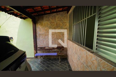 Garagem de casa para alugar com 2 quartos, 85m² em Guilhermina, Praia Grande