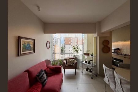 Sala  de apartamento para alugar com 4 quartos, 130m² em Brooklin, São Paulo