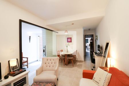 Casa à venda com 3 quartos, 127m² em Parque Colonial, São Paulo